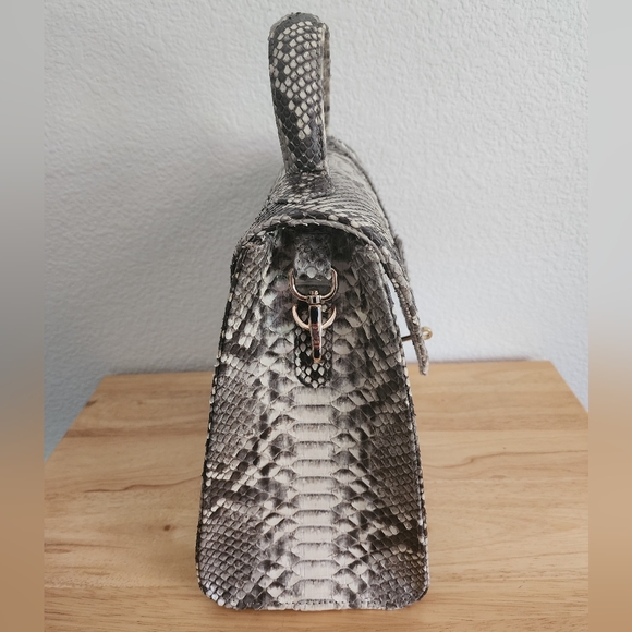 The Pelle collection 100% Python leather - Picture 4 of 7